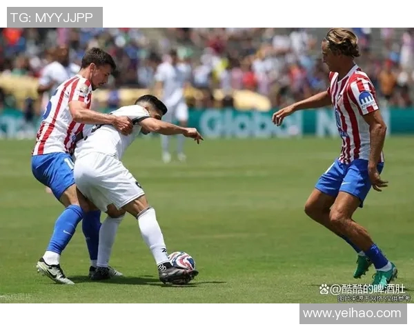 利物浦与马竞对决裁判表现分析及争议判罚回顾 利物浦与马竞对决裁判表现分析及争议判罚回顾