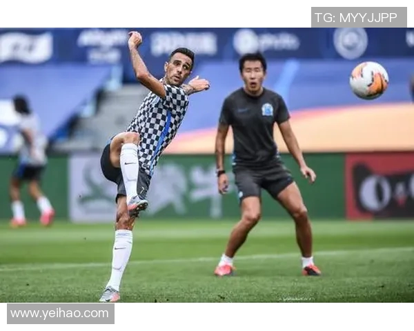 广州富力与卓尔激战正酣谁能在这场较量中笑到最后