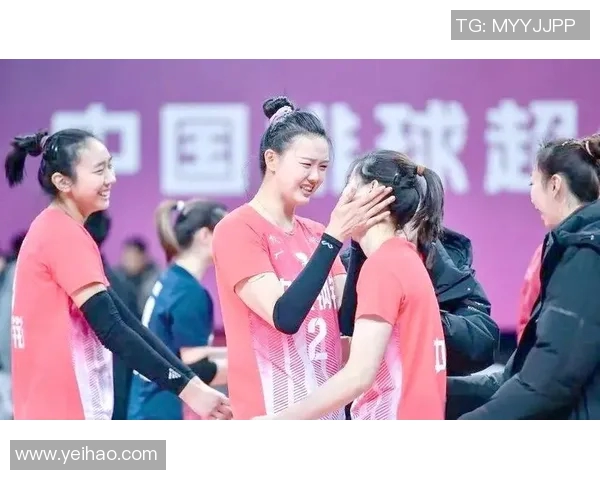 江苏女排与辽宁女排激战正酣谁能在这场巅峰对决中笑到最后 江苏女排与辽宁女排激战正酣谁能在这场巅峰对决中笑到最后