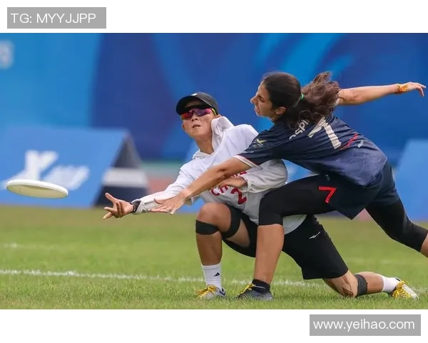飞盘战术解析:杭州飞盘队中路突破战术体系的创新与应用 飞盘战术解析:杭州飞盘队中路突破战术体系的创新与应用